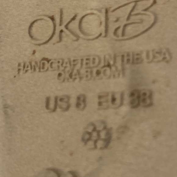 OKAB Gold Leaf Sandal - Picture 3 of 3